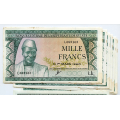 -23- Guinea, Lot 9x 1000 Francs1960L, VK - Pic15. Kv. XF, spots. Spots on all items. Nummerrekkeflge. / Numisma Mynthandel A/S: kr.  150,-