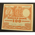 100 kr. 1958 G * Kv. 1+/01  * Katv. kr. 1000 ** - Bilder er sedellen du fr. Meget pen - mulig kv.01.Vurder ogs fra bilder. / Tore Rimstad: kr.  500,-