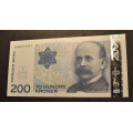 200 kr. 209 Litra D  * Kv. 0 ** - Bilder er sedellen du fr. Usirkulert pen sedell. Kv.0. Vurder ogs fra bilder. IKKE SALR. / Tore Rimstad: kr.  350,-